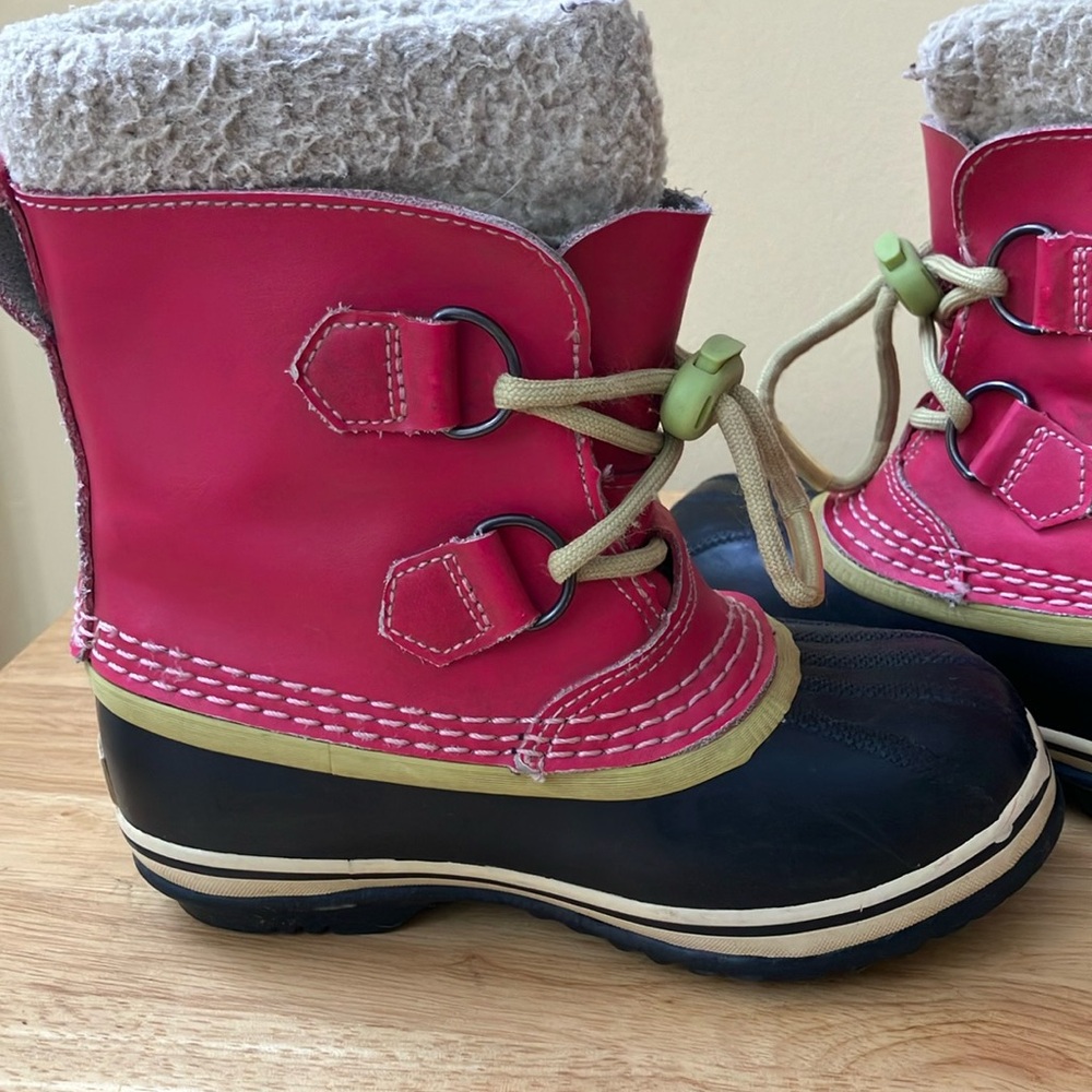 Sorel Lined Snow Boots
